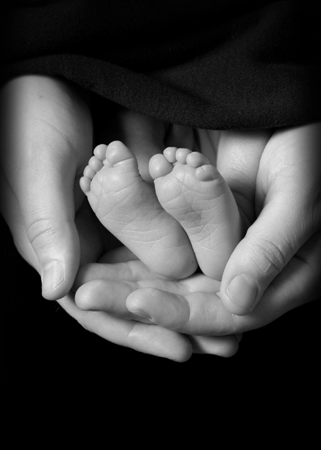 11315 Mr Poster Affisch Little Feet Fötter Barn Bebis Händer Människor Foto Konst.png
